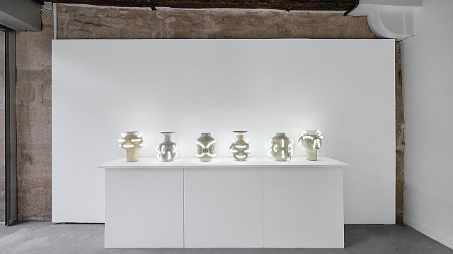 Transporting vessels of light: The 'N&eacute;ophore' collection by D&ouml;ppel Studio at ToolsGalerie